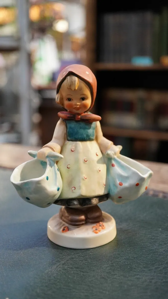 Hummel Figurine - Mother Darling - Image 2