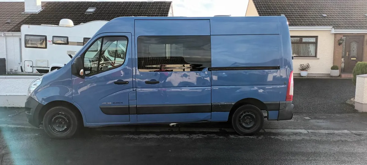 Renault master campervan - Image 3