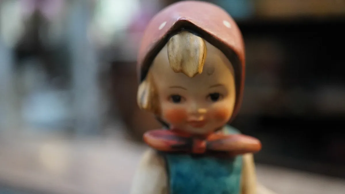 Hummel Figurine - Mother Darling - Image 4