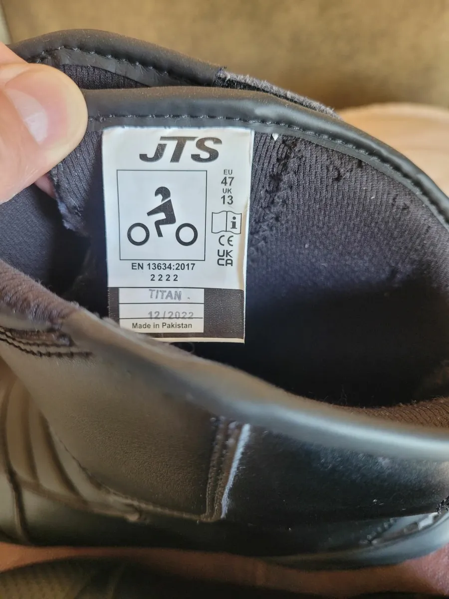 Motorcycle boots - Image 2
