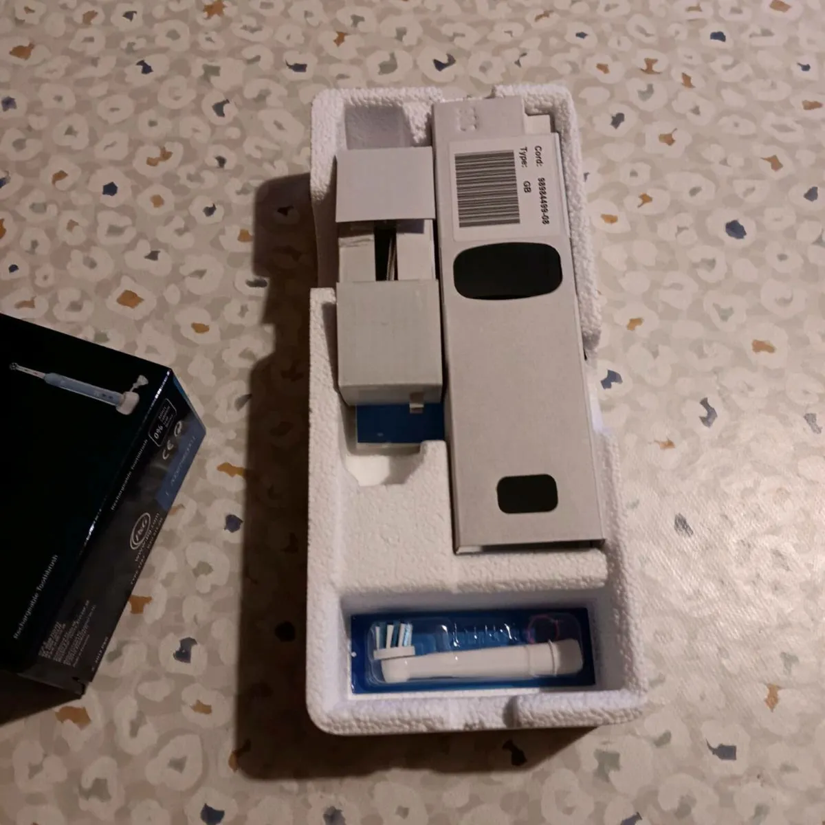 Electric tooth brush - Image 4