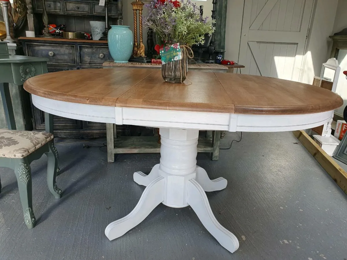 6 seater extendable solid country oak dining - Image 1