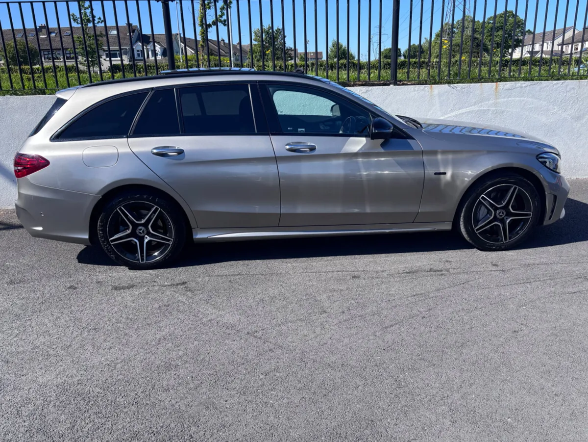 MERCEDES-BENZ C300DE AMG LN NIGTH EDI PREMIUM PLUS - Image 3