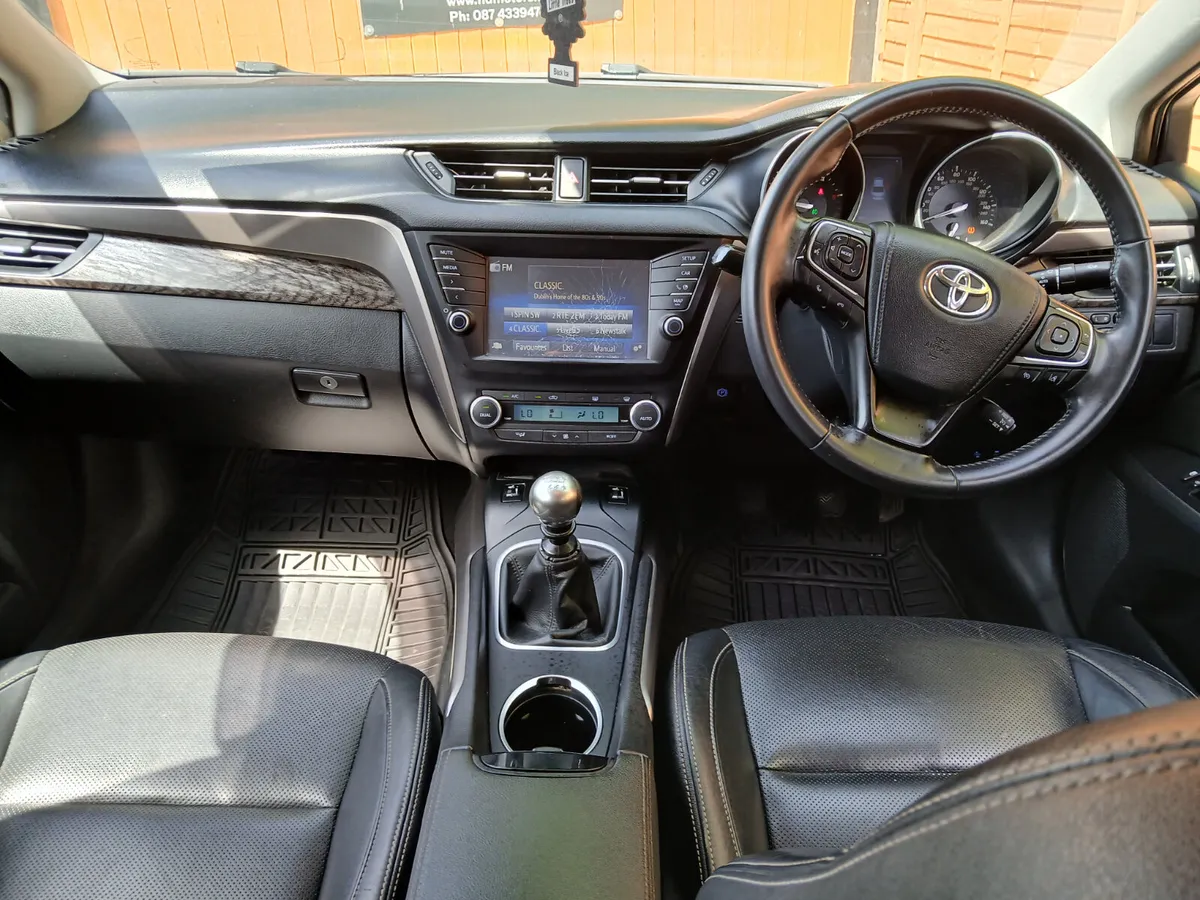 🆕️2017 Toyota Avensis 2.0 EXCEL OVERMOUNT🆕️ - Image 4