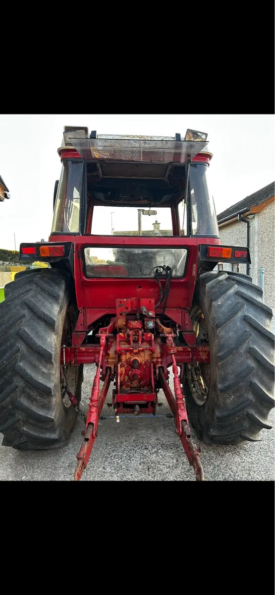 International tractor - Image 4
