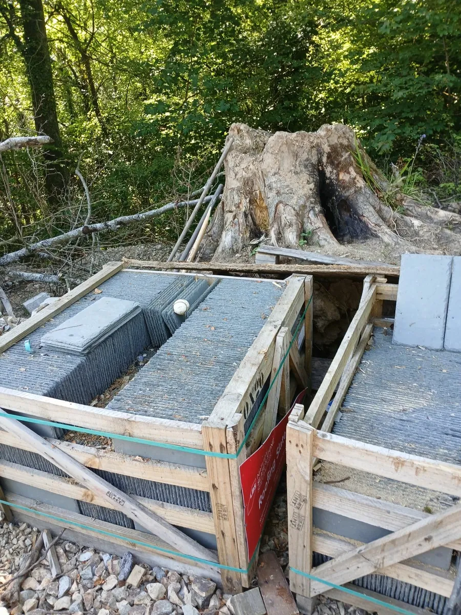 Roofing  slates - Image 1