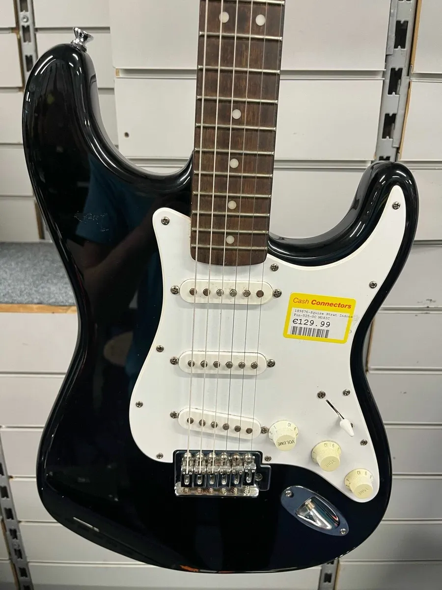 Squire Stratocaster - Image 1