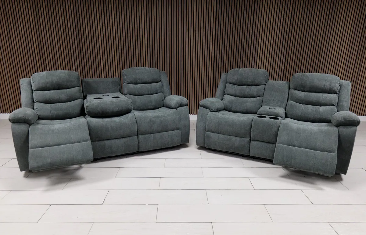 Roma Plus 3+2 Wireless Charging Recliner - Image 2