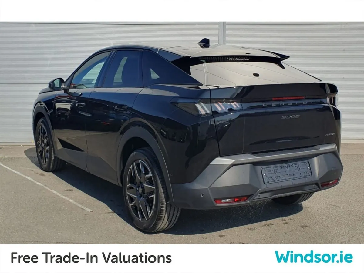 Peugeot 3008 EV 73kwh 210BHP Allure - Image 3