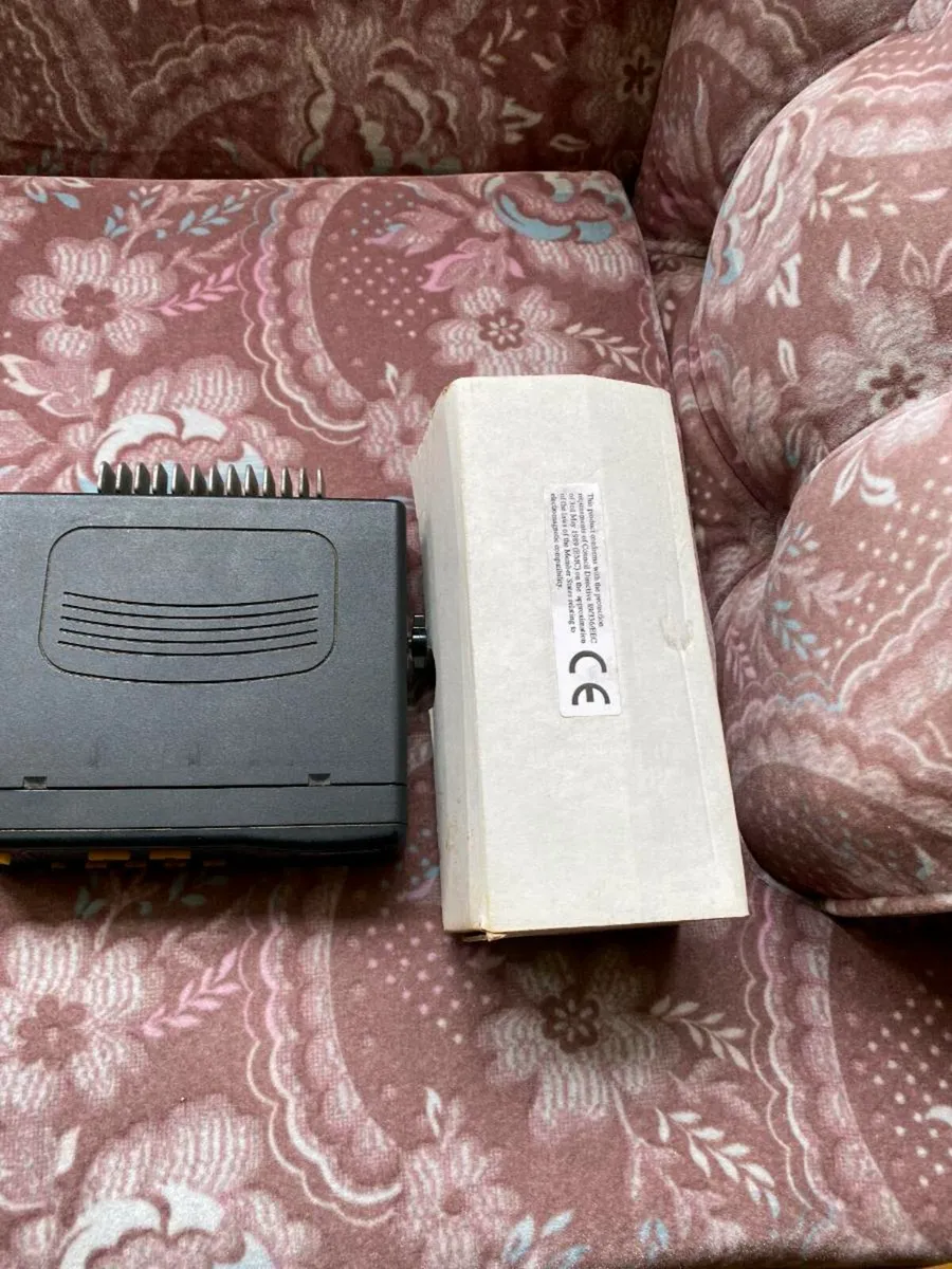 Icom two way radio and Motorola - Image 2