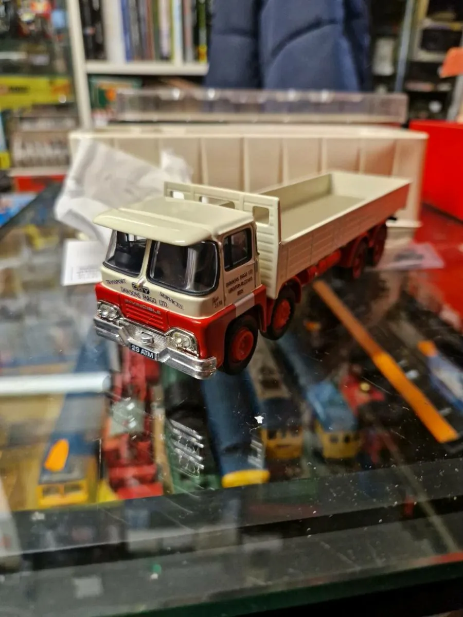 Corgi Guy Invisible Truck 1.50 - Image 3