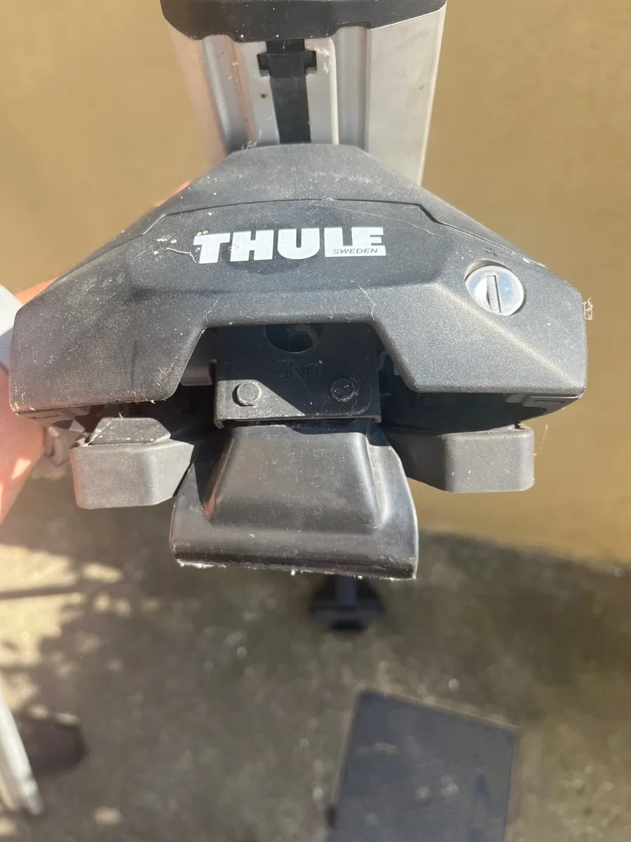 Thule Roof Bars - Image 2