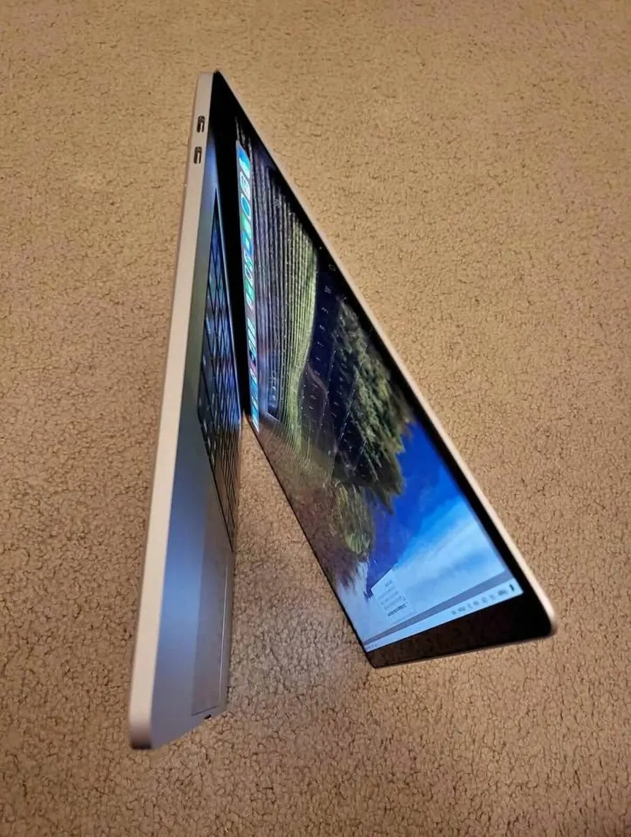 MacBook Pro 2021 - Image 2