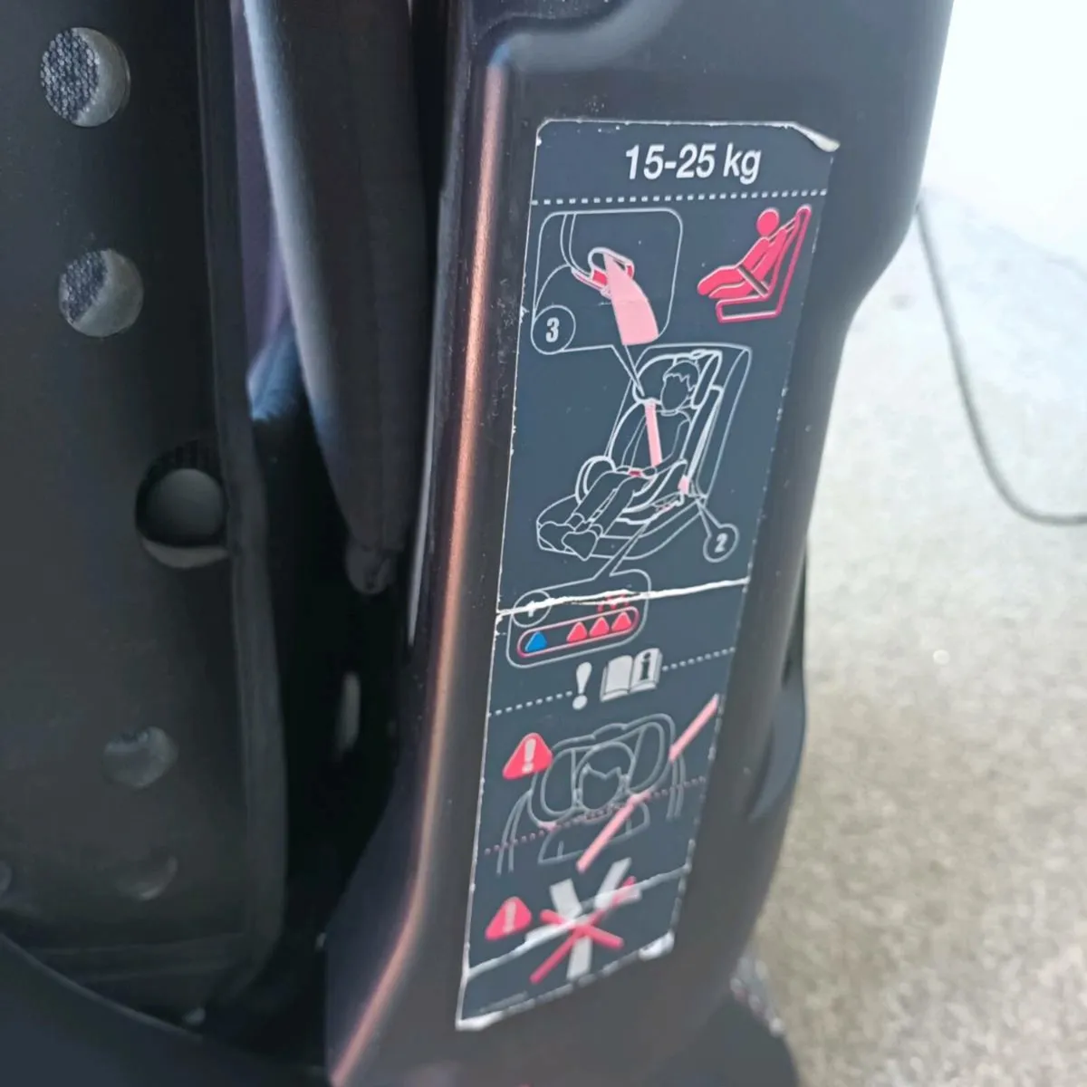 Joie child car seat - Image 3