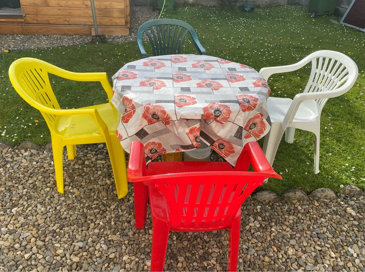 Garden Table And 4 Chairs Set - Image 2