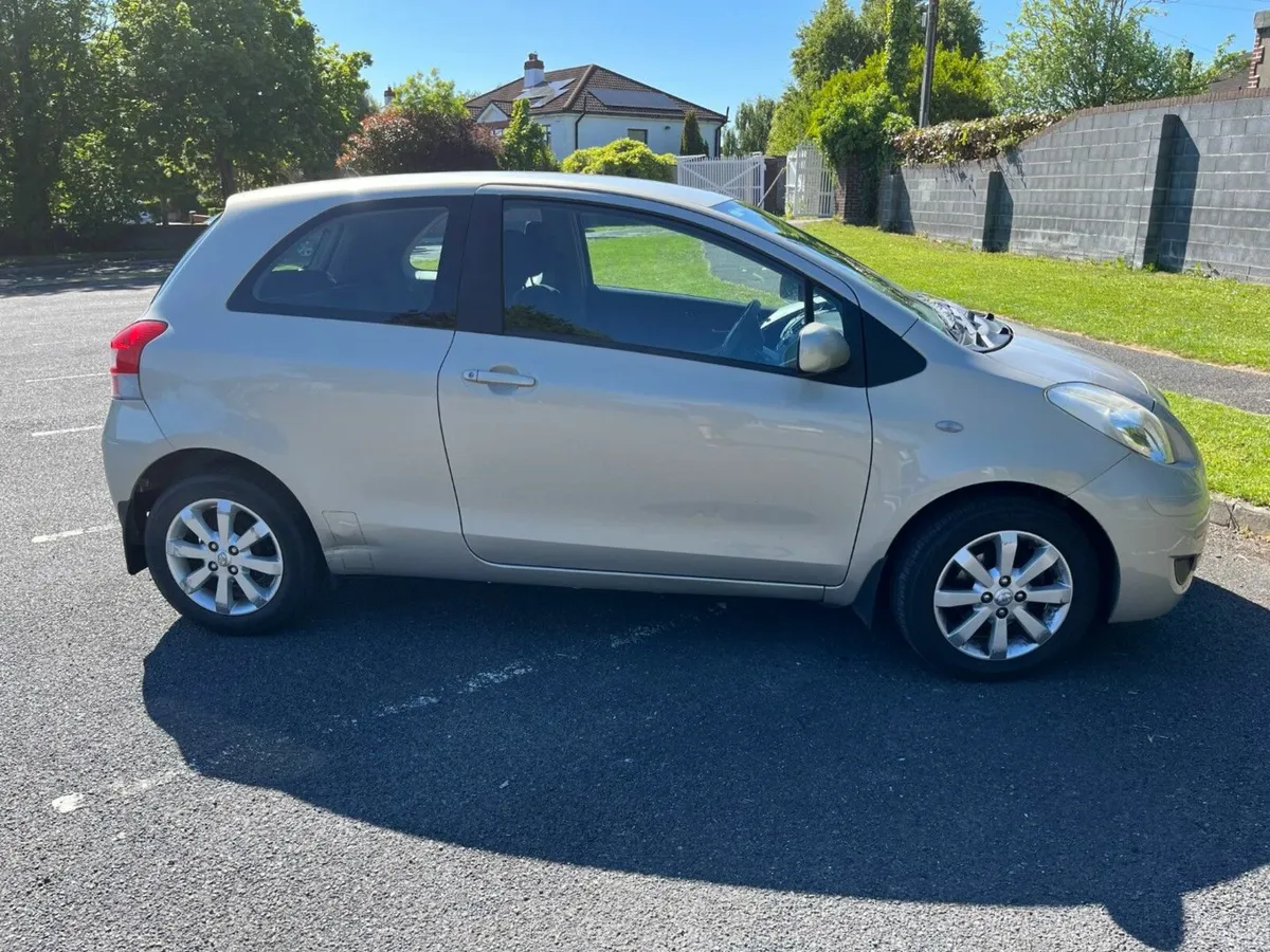 Yaris Rare - Auto - Irish – only 88kms - aircon - Image 2