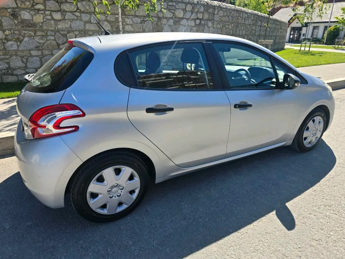 2014 PEUGEOT 208 / 1.0/ NCT & TAX! - Image 3