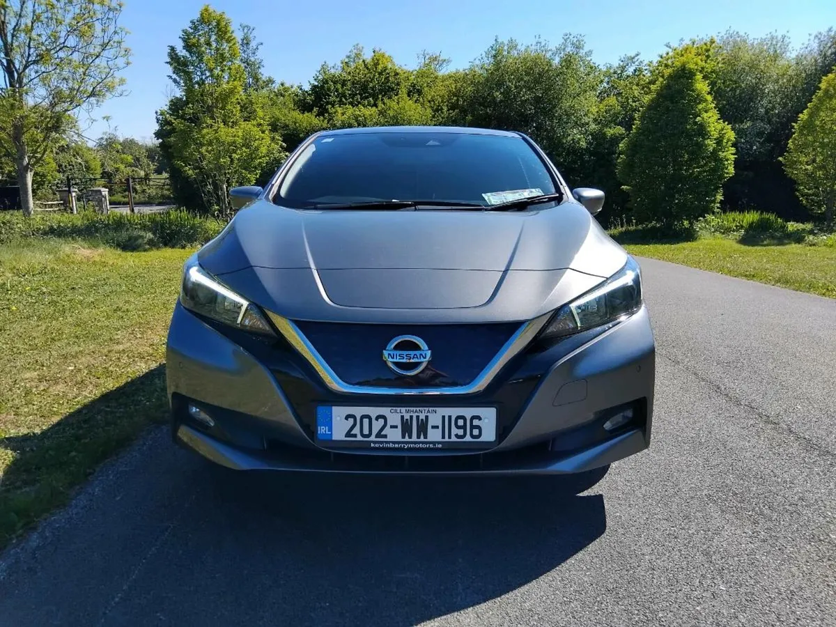 Nissan Leaf N-Connecta 40Kwh low km 24k - Image 1