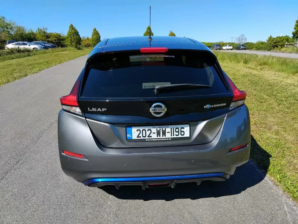 Nissan Leaf N-Connecta 40Kwh low km 24k - Image 3