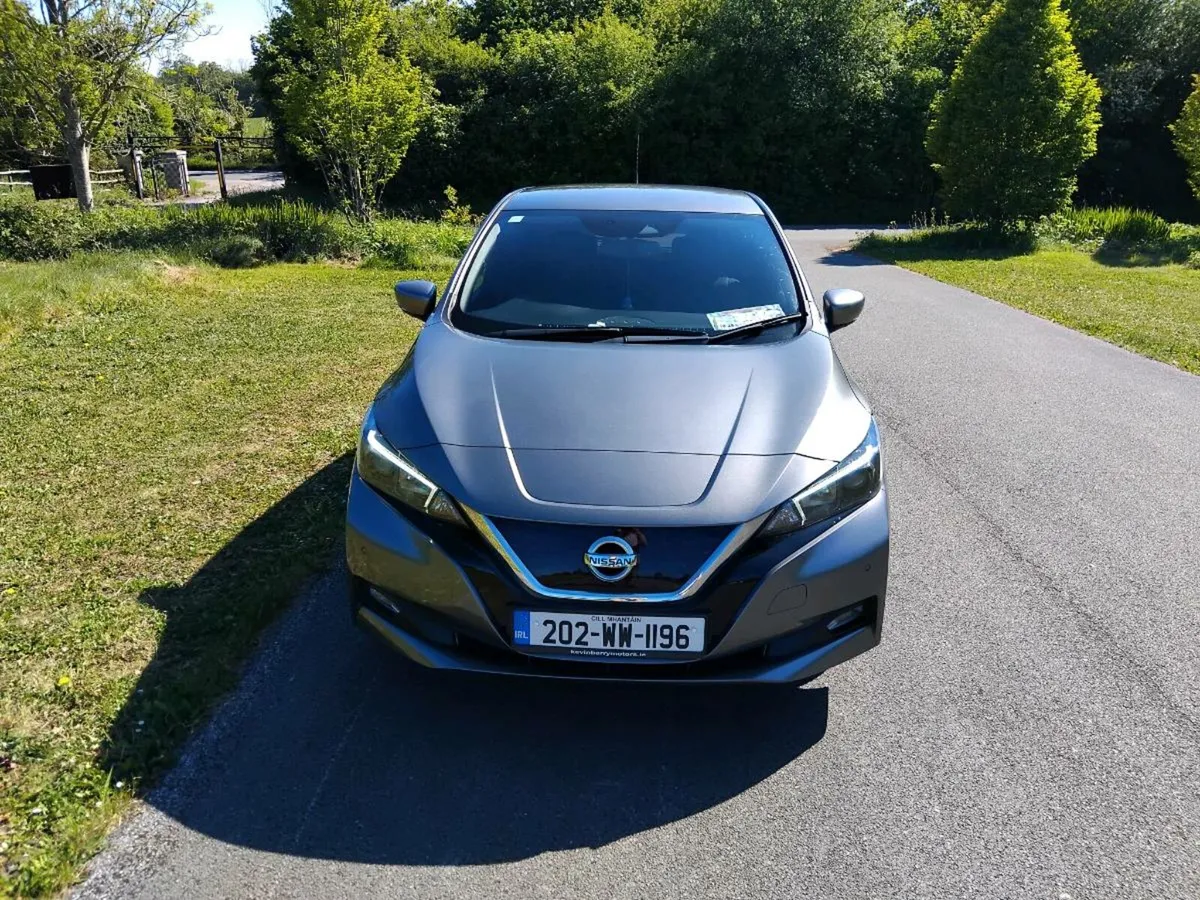 Nissan Leaf N-Connecta 40Kwh low km 24k - Image 4