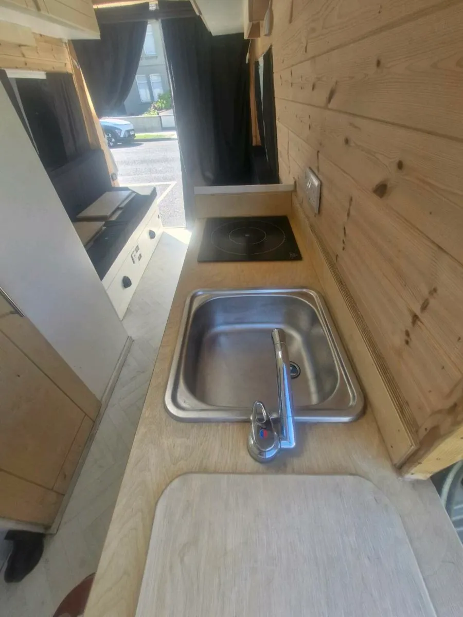Mercedes sprinter (+awning) - Image 4