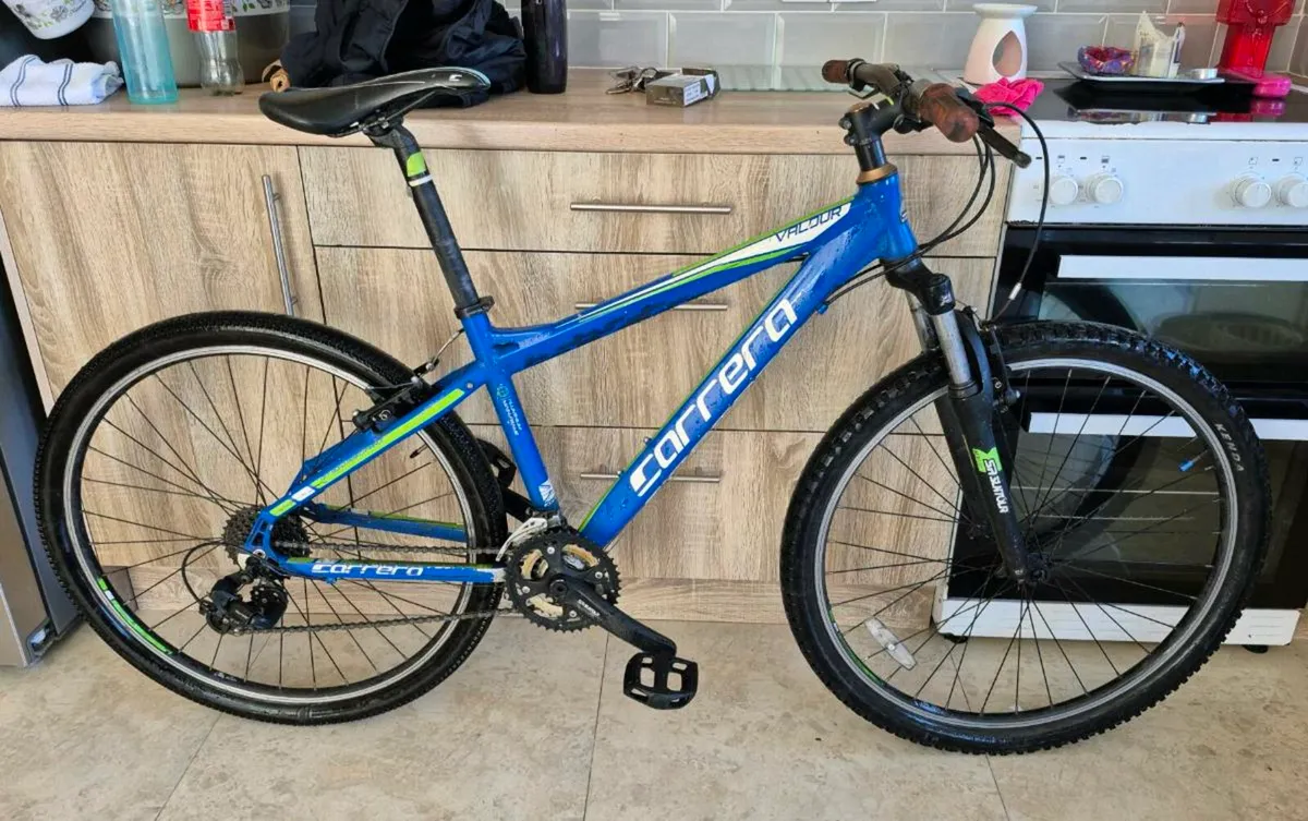 Adults Carrera Valour hybrid bike discount 27.5 - Image 4