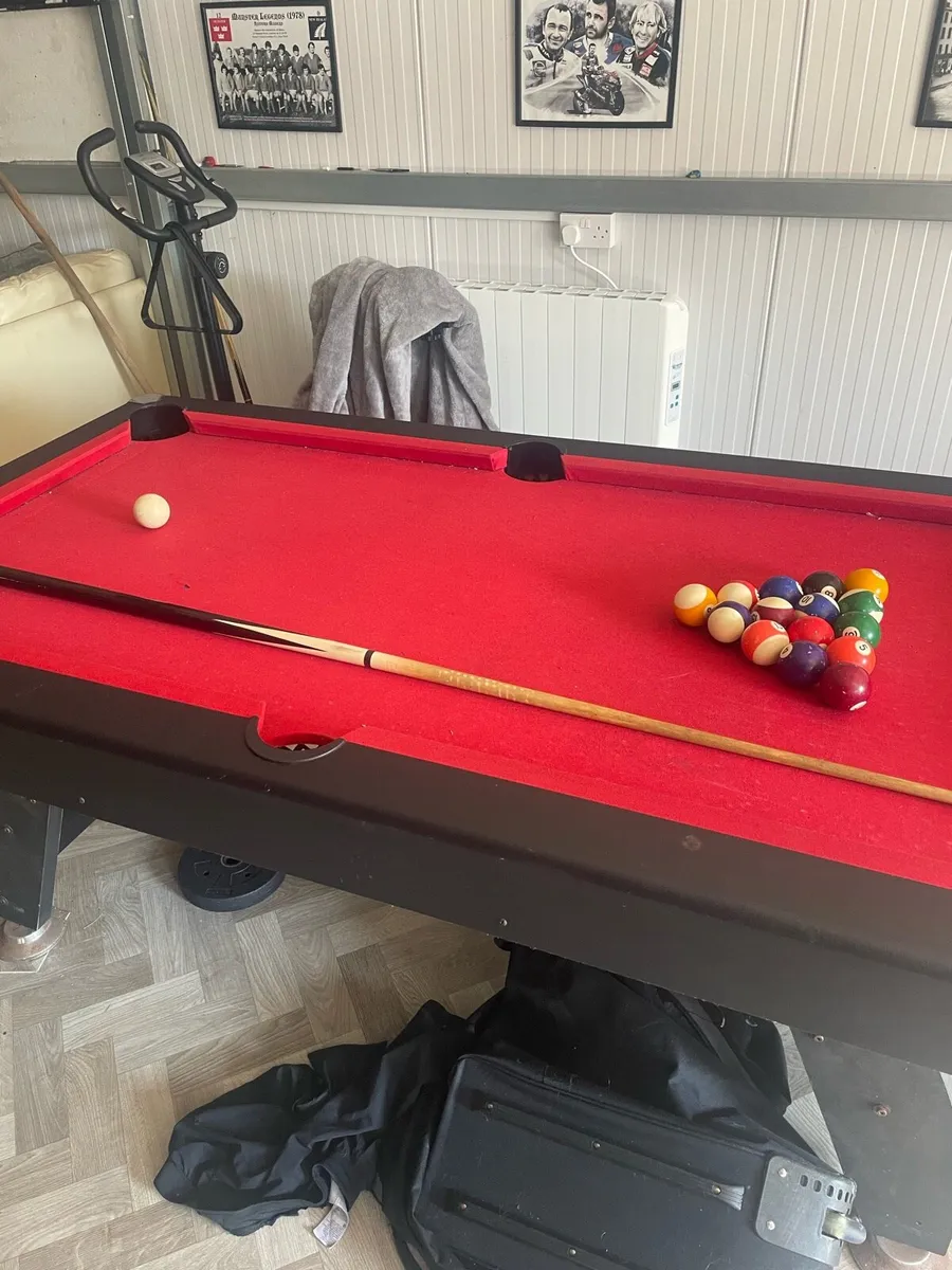 Pool table - Image 2