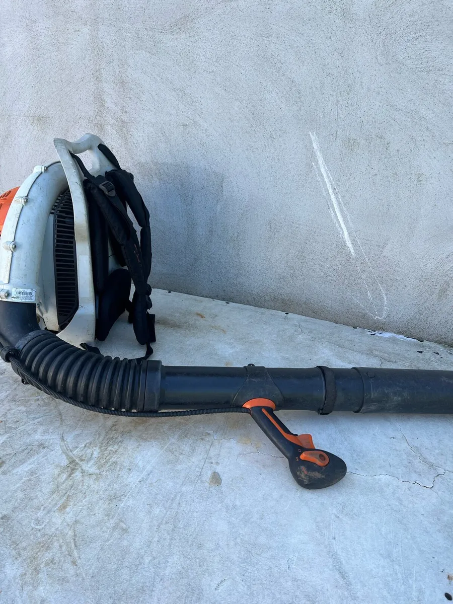Leaf Blower Stihl BR500 back pack - Image 2