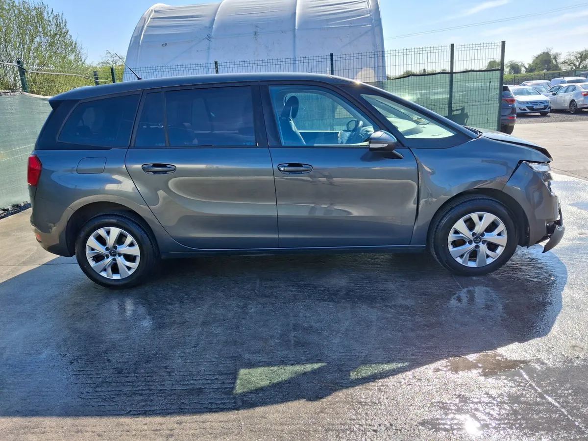 2016 Citroen C4 Automatic 7 seater - Image 3