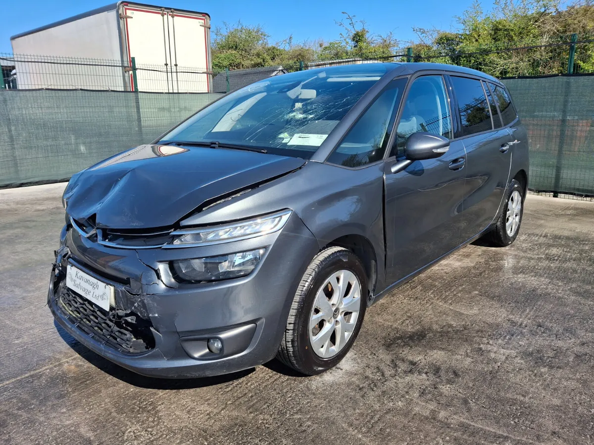 2016 Citroen C4 Automatic 7 seater - Image 2