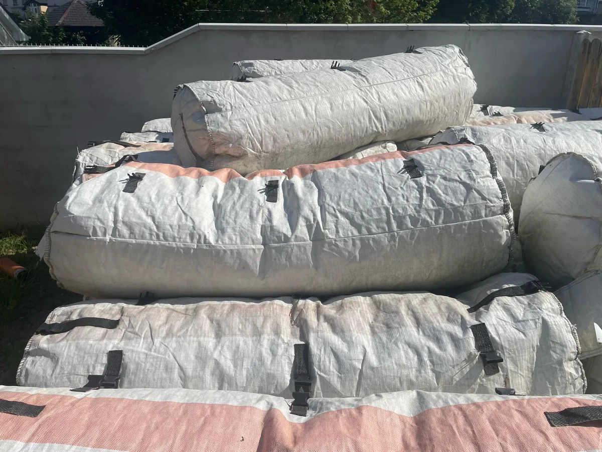 Fall arrest bean bags - Image 1