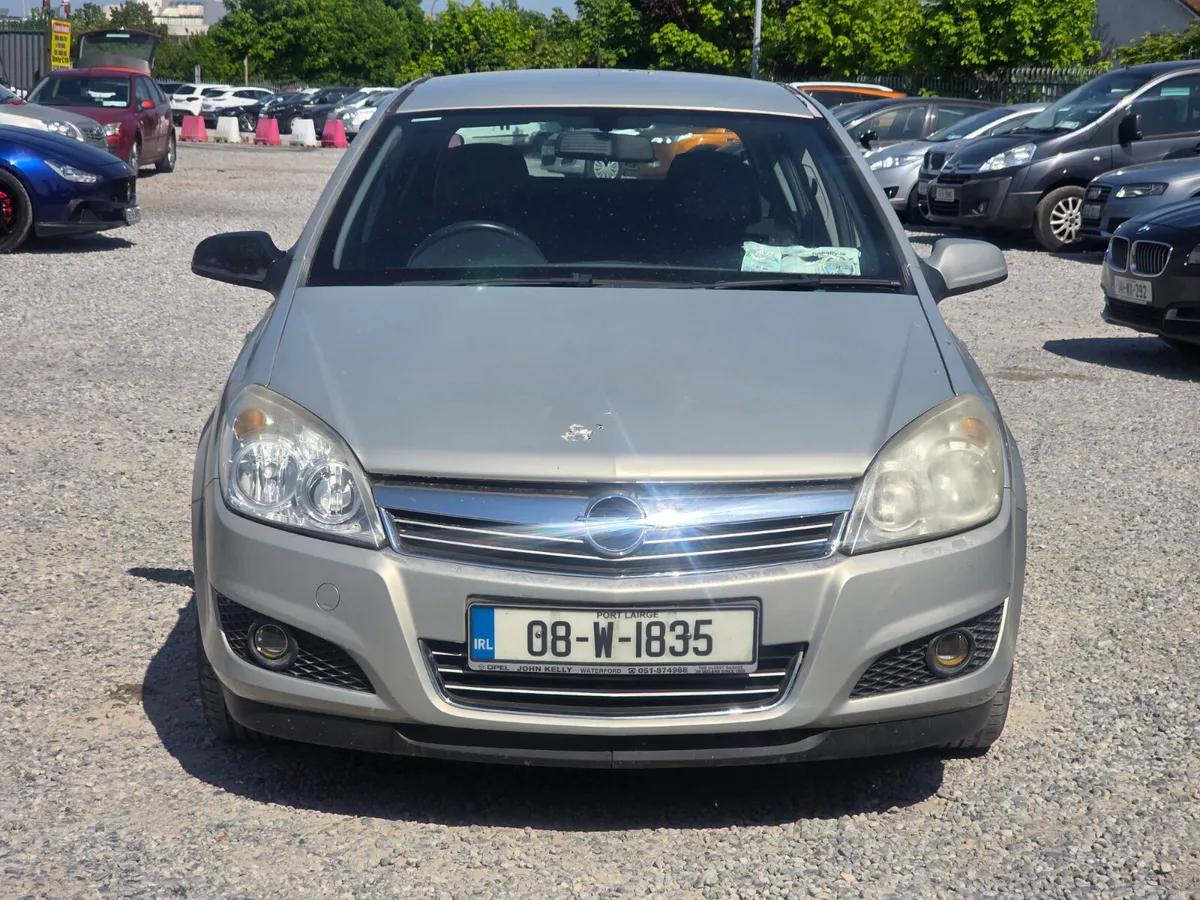 Opel Astra 2008 - Image 2