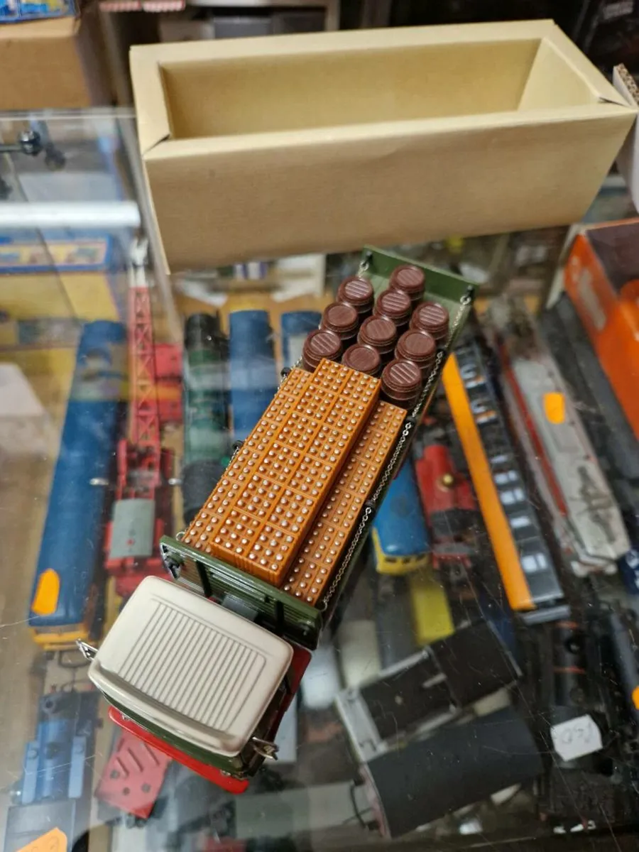 Corgi AEC Brewery Truck 1.50 - Image 3