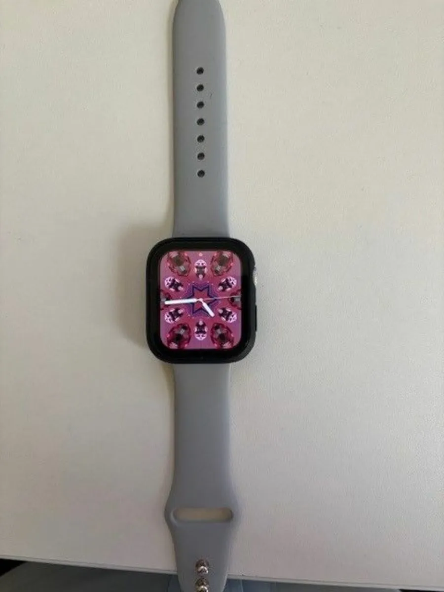 iWatch 6   44mm - Image 1