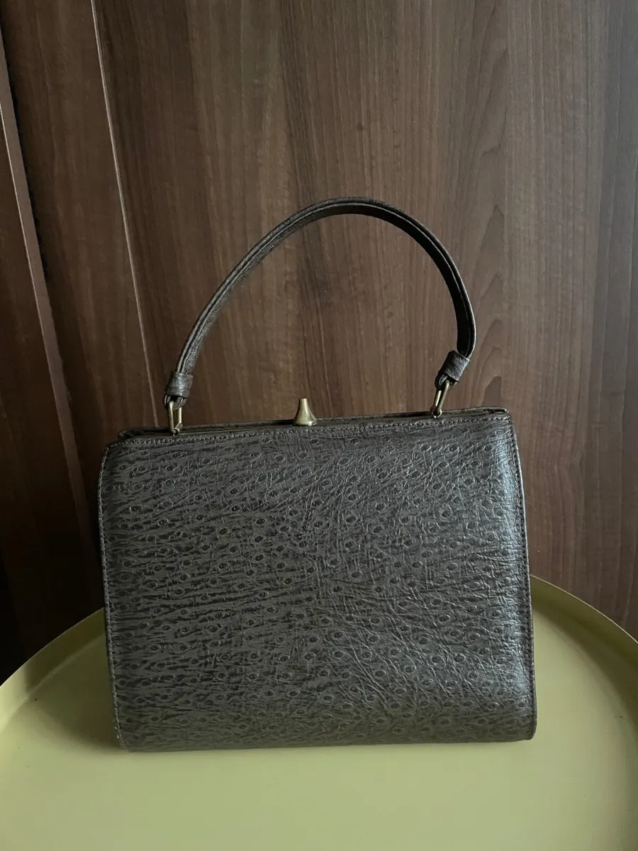 Vintage ladies handbag - Image 1