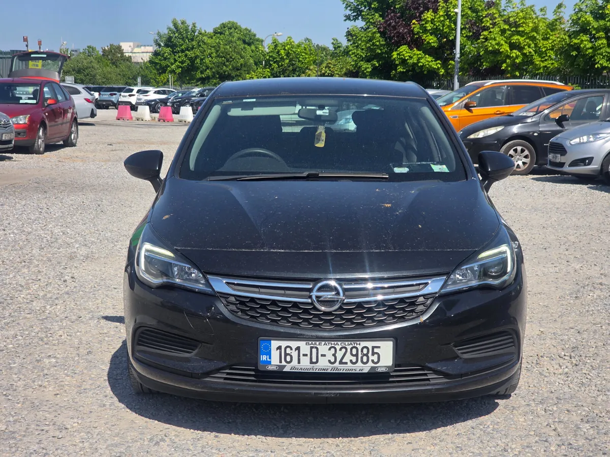 Opel Astra 2016 - Image 2