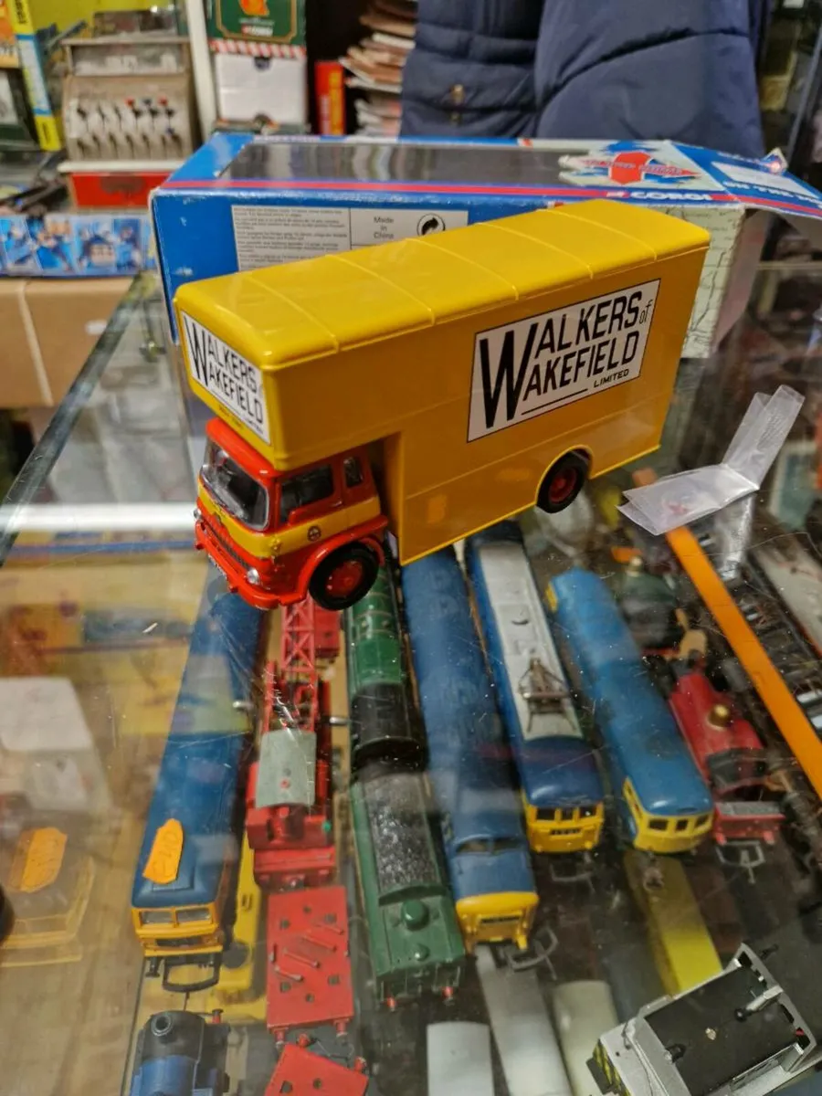 Corgi Bedford Delivery Truck 1.50 - Image 2