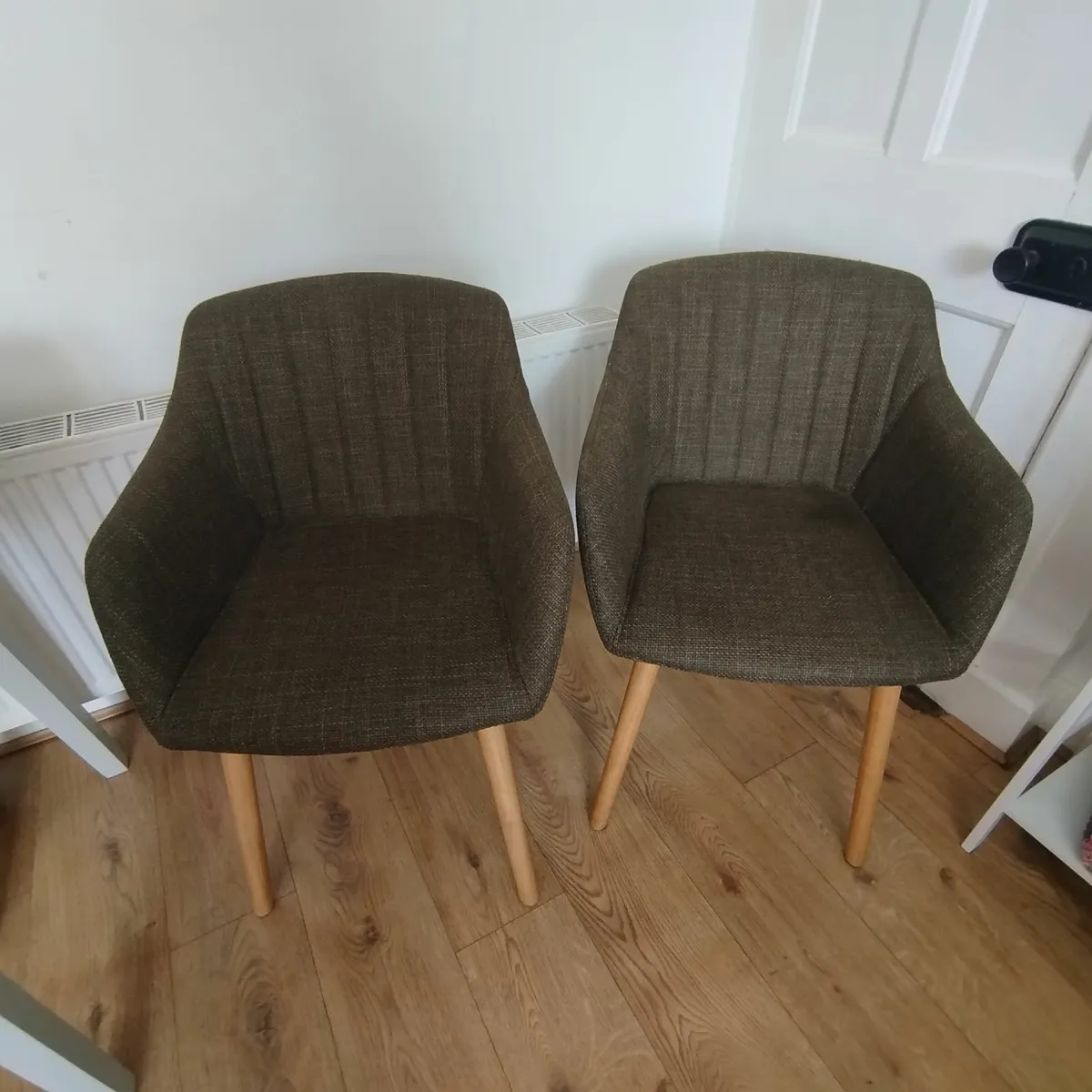Dining chairs - Image 2