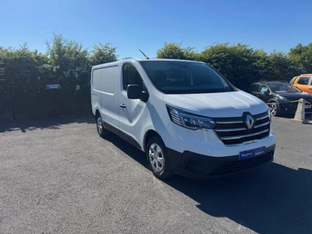 Renault Trafic Advance 2.0 Dci - Late 2023 - Image 1