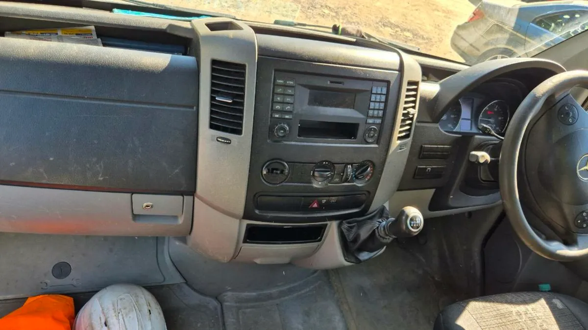 2015 MERCEDES BENZ SPRINTER 313CDI TIPPER DOE&TAX - Image 4