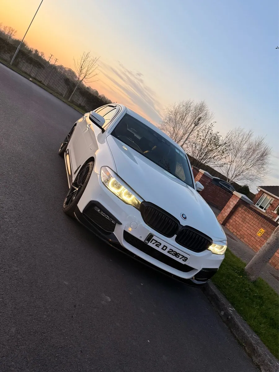 BMW G30 520D MSPORT - Image 4