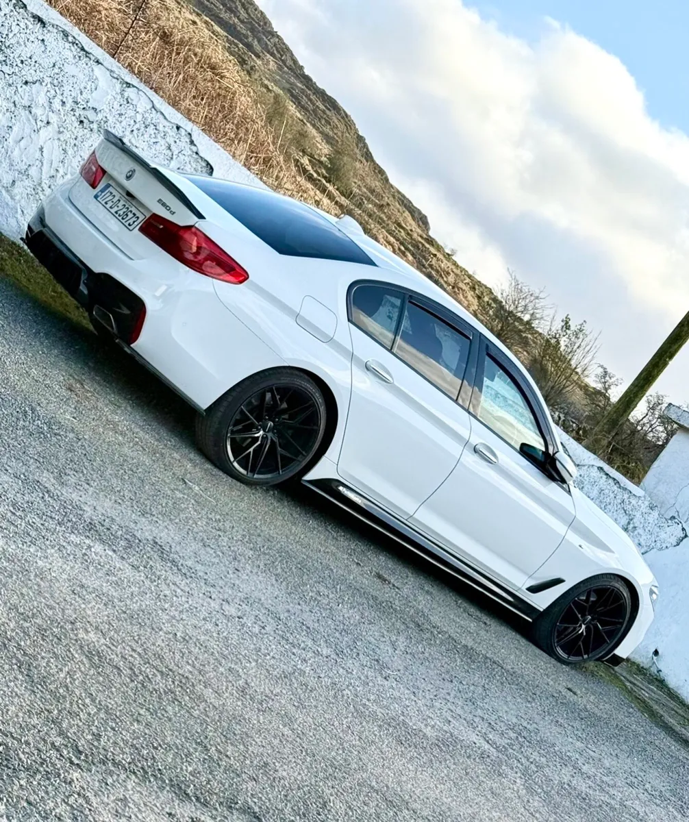 BMW G30 520D MSPORT - Image 2