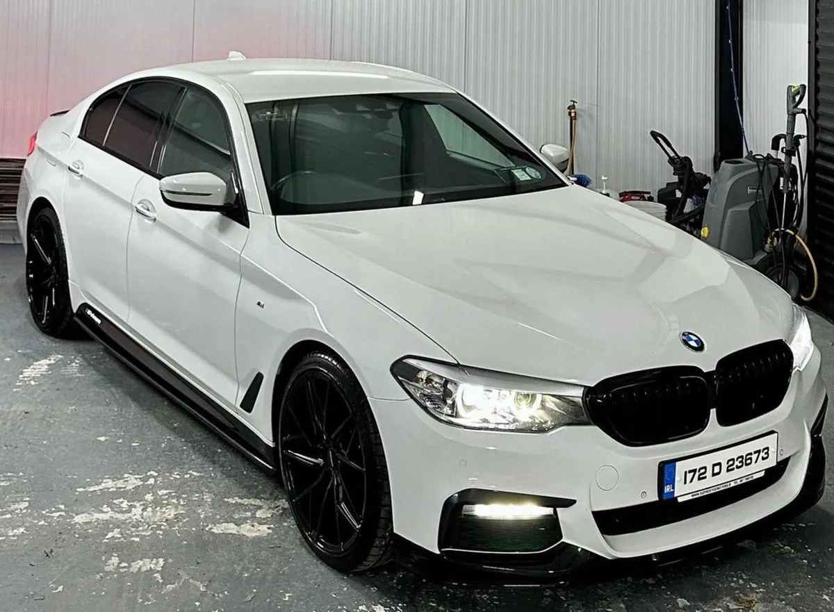 BMW G30 520D MSPORT - Image 1