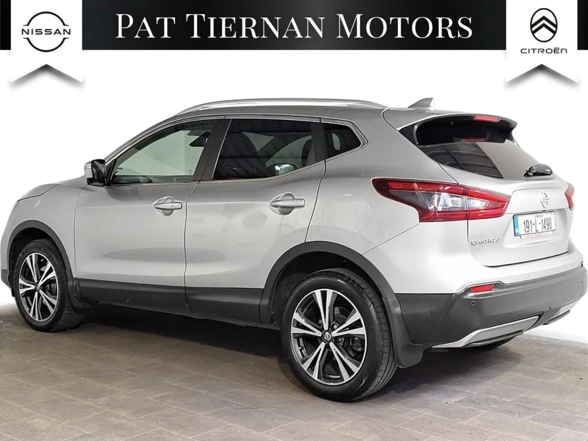 Nissan QASHQAI 1.5 DSL SV Premium - Image 2