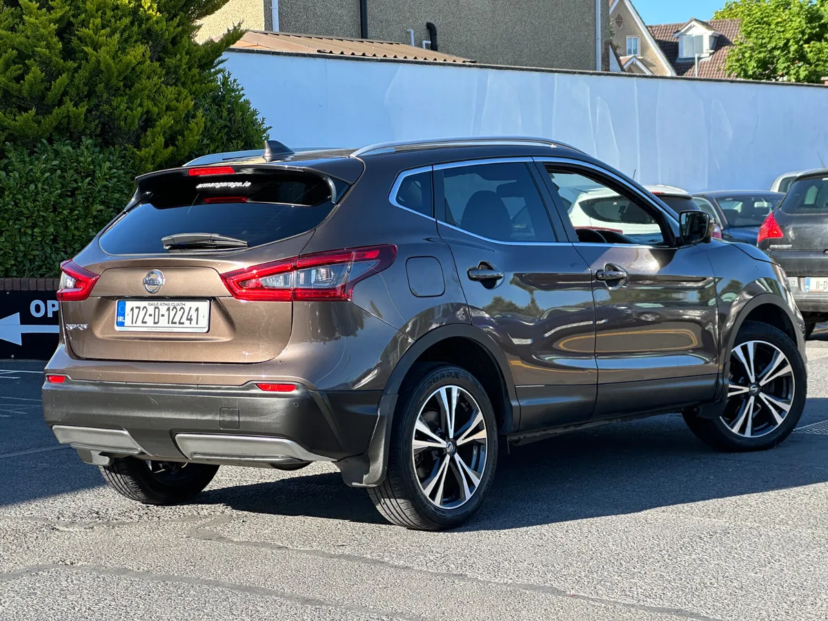 Nissan Qashqai 2017 High spec - Image 4