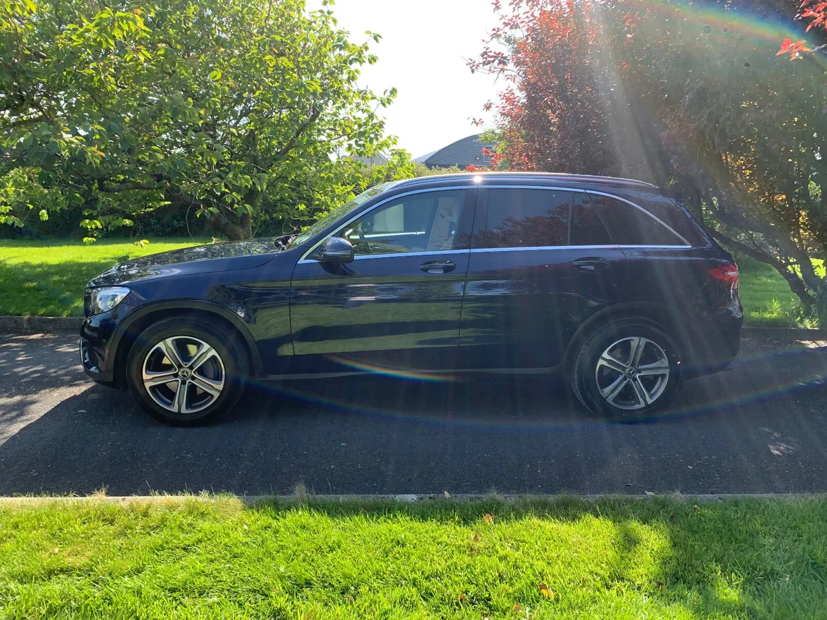 Mercedes-Benz GLC 2018 - Image 3