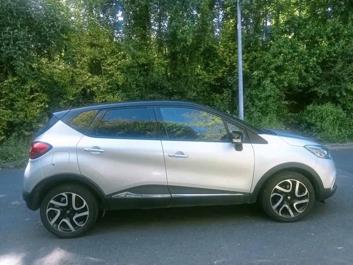 161 Renault CAPTUR INTENSE 1.5D AUTOMATIC - Image 1