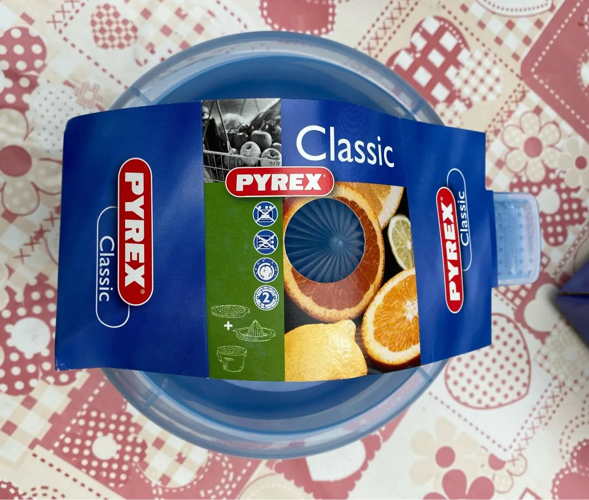 BRAND NEW Glass Pyrex Dish - Image 3