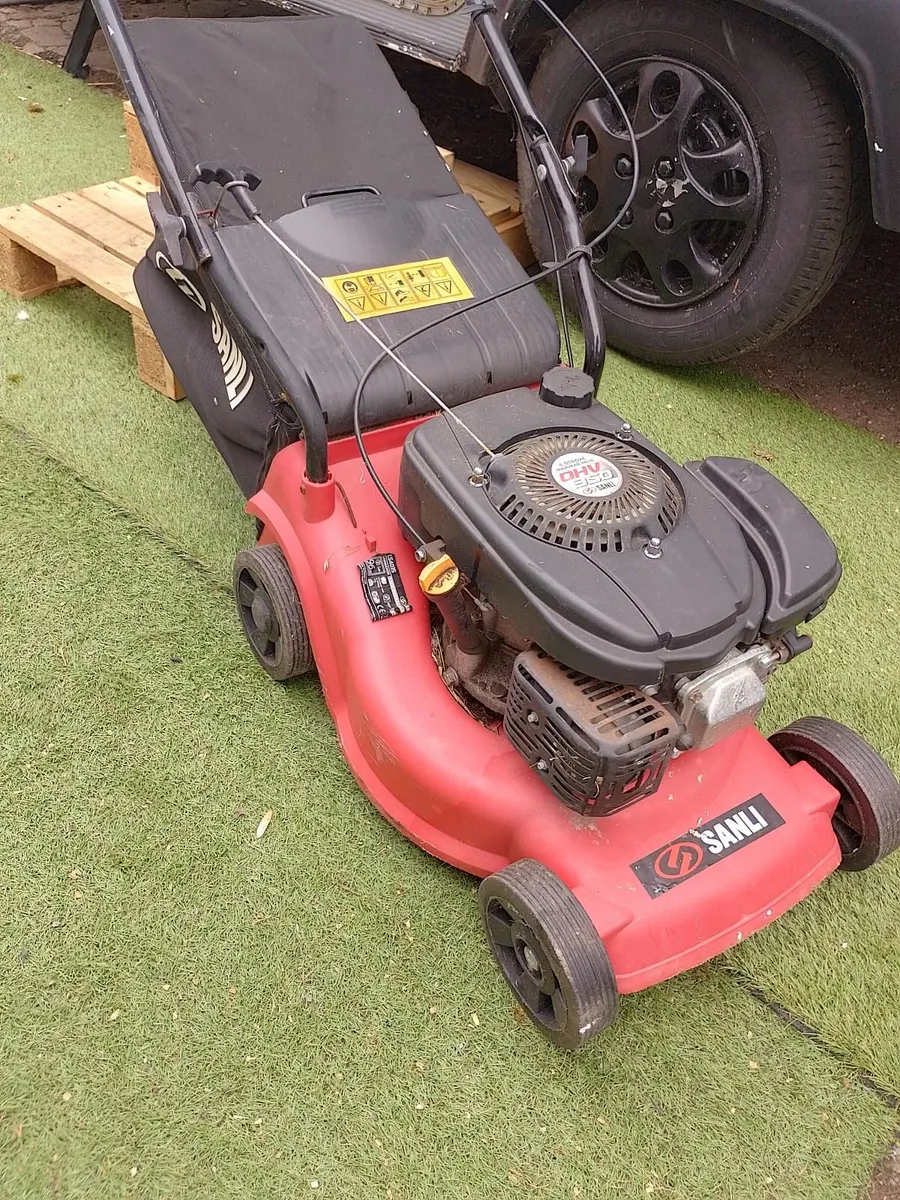 Lawnmower