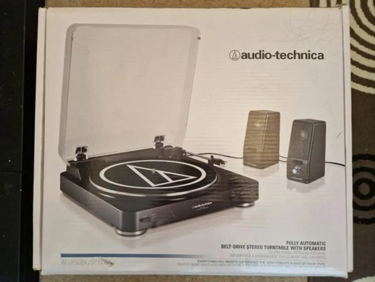 Technica Turntable AT-LP60 + Speakers + Albums, - Image 1